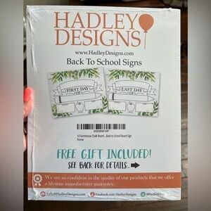 New Hadley Design farmhouse back to school signs.